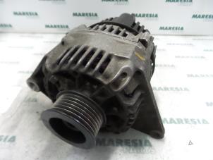 Gebruikte Dynamo Renault Laguna I (B56) 1.8 RN,RT Prijs € 35,00 Margeregeling aangeboden door Maresia Parts