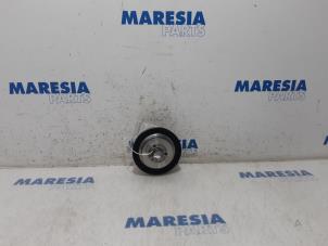 Begagnade Remskiva, vevaxel Peugeot 208 I (CA/CC/CK/CL) 1.2 Vti 12V PureTech 82 Pris € 25,00 Marginaltabell erbjuds av Maresia Parts