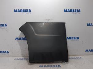 Gebruikte Sierlijst Citroen Jumper (U9) 2.2 Blue HDi 140 Prijs € 30,25 Inclusief btw aangeboden door Maresia Parts