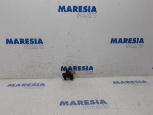 Begagnade Turbotrycksregulator Fiat 500 (312) 0.9 TwinAir 80 Pris € 25,00 Marginaltabell erbjuds av Maresia Parts