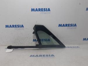 Begagnade Sidofönster, vänster fram Peugeot 208 I (CA/CC/CK/CL) 1.0 Vti 12V PureTech Pris € 34,99 Marginaltabell erbjuds av Maresia Parts