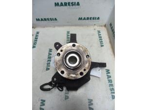 Begagnade Spindel, vänster fram Renault Laguna II (BG) 1.9 dCi 120 Pris € 40,00 Marginaltabell erbjuds av Maresia Parts