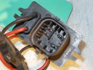 Begagnade Motstånd, kupéfläkt Renault R19 Pris € 20,00 Marginaltabell erbjuds av Maresia Parts