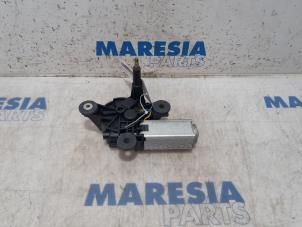 Gebruikte Ruitenwissermotor achter Fiat 500 (312) 1.2 Prijs € 25,00 Margeregeling aangeboden door Maresia Parts