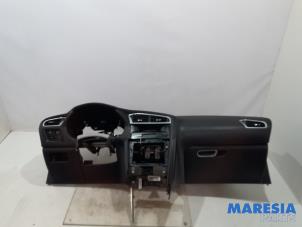 Gebruikte Airbag set + dashboard Citroen DS4 (NX) 1.6 16V VTi 120 Prijs € 550,00 Margeregeling aangeboden door Maresia Parts
