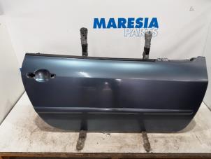 Begagnade Dörr, 2-dörrars, höger Peugeot 307 CC (3B) 1.6 16V Pris € 149,00 Marginaltabell erbjuds av Maresia Parts