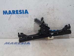Gebruikte Raammechaniek 2Deurs links-voor Fiat 500 (312) 0.9 TwinAir 85 Prijs € 35,00 Margeregeling aangeboden door Maresia Parts