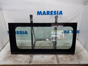 Begagnade Extra fönster, 2-dörrars, vänster bak Fiat Ducato (250) 3.0 140 Natural Power Pris € 150,00 Marginaltabell erbjuds av Maresia Parts