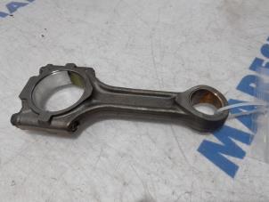 Begagnade Vevstake Fiat Doblo Cargo (263) 1.6 D Multijet Pris € 48,40 Inklusive moms erbjuds av Maresia Parts