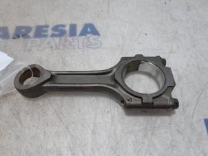 Begagnade Vevstake Fiat Doblo Cargo (263) 1.6 D Multijet Pris € 48,40 Inklusive moms erbjuds av Maresia Parts