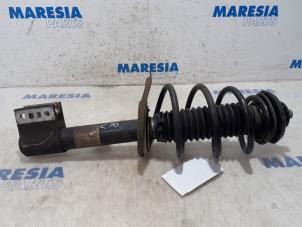 Gebruikte Voorpoot rechts Peugeot Partner (GC/GF/GG/GJ/GK) 1.6 HDI 75 Phase 1 Prijs € 60,00 Margeregeling aangeboden door Maresia Parts