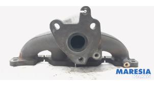 Begagnade Avgasgrenrör Renault Clio III (BR/CR) 1.2 16V TCe 100 Pris € 60,00 Marginaltabell erbjuds av Maresia Parts