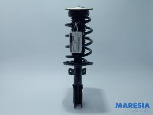 Gebruikte Voorpoot links Peugeot Expert (V1/VA/VB/VE/VF/VT/VY) 2.0 Blue HDi 120 16V Prijs € 127,05 Inclusief btw aangeboden door Maresia Parts