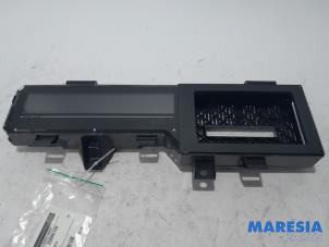 Begagnade Instrumentpanel Renault Scénic III (JZ) 1.5 dCi 110 Pris € 105,00 Marginaltabell erbjuds av Maresia Parts