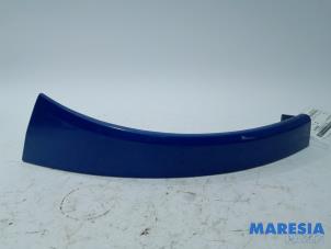 Begagnade Strålkastarlist, höger Fiat Ducato (250) 2.2 D 100 Multijet Euro 4 Pris € 30,25 Inklusive moms erbjuds av Maresia Parts