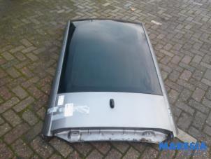 Gebruikte Panoramadak Peugeot 308 SW (L4/L9/LC/LJ/LR) 1.6 BlueHDi 120 Prijs € 420,00 Margeregeling aangeboden door Maresia Parts