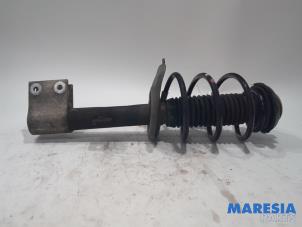 Gebruikte Schokdemperpoot links-voor Citroen DS4 (NX) 1.6 16V VTi 120 Prijs € 49,95 Margeregeling aangeboden door Maresia Parts