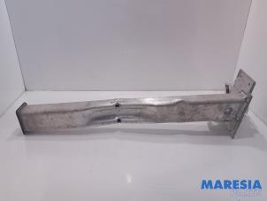 Begagnade Underram Peugeot 3008 I (0U/HU) 1.6 16V THP 155 Pris € 25,00 Marginaltabell erbjuds av Maresia Parts