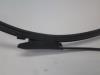Främre torkararm från en Renault Scénic III (JZ) 2.0 16V CVT 2009