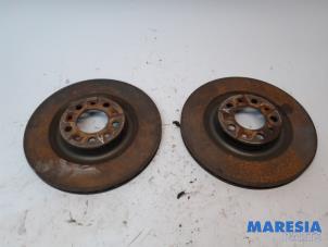 Gebruikte Remschijf achter Alfa Romeo Giulia (952) 2.0 T 16V Veloce Q4 Prijs € 50,00 Margeregeling aangeboden door Maresia Parts