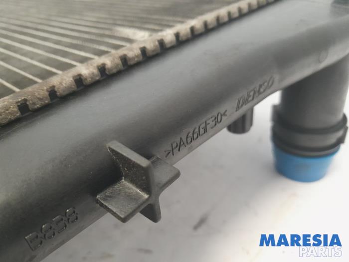 Radiateur van een Fiat Punto III (199) 0.9 TwinAir Turbo 100 2017
