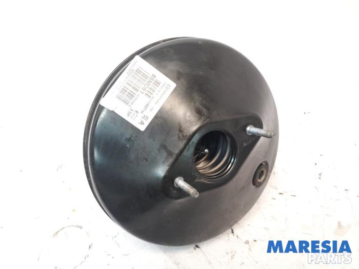 Bromsservo från en Citroën DS3 (SA) 1.2 12V PureTech 82 2014