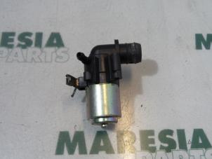 Begagnade Pump, vindrutespolare Peugeot 405 I Break (15E) 1.9 GR,SR Kat. Pris € 10,00 Marginaltabell erbjuds av Maresia Parts