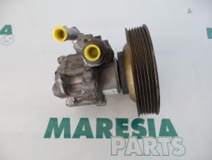 Gebruikte Stuurbekrachtiging Pomp Alfa Romeo 145 (930A) 1.4 Twin Spark 16V Prijs € 50,00 Margeregeling aangeboden door Maresia Parts