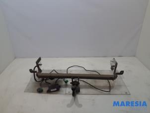 Gebruikte Trekhaak Peugeot 2008 (CU) 1.2 Vti 12V PureTech 82 Prijs € 210,00 Margeregeling aangeboden door Maresia Parts