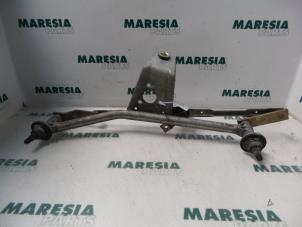 Gebruikte Ruitenwis Mechaniek Peugeot 106 I 1.5 Ace,Accent,XRD Prijs € 25,00 Margeregeling aangeboden door Maresia Parts