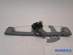 Gebruikte Raammechaniek 2Deurs links-voor Citroen C1 1.0 12V Prijs € 29,99 Margeregeling aangeboden door Maresia Parts
