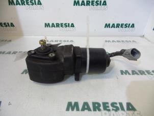 Gebruikte Ruitenwissermotor voor Renault Laguna I (B56) 1.8 16V Prijs € 25,00 Margeregeling aangeboden door Maresia Parts