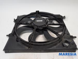 Begagnade Fläktmotor Renault Kadjar (RFEH) 1.6 TCE 165 Pris € 140,00 Marginaltabell erbjuds av Maresia Parts