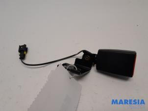 Gebruikte Veiligheidsgordel Insteek links-achter Alfa Romeo Giulietta (940) 1.4 TB 16V Prijs € 25,00 Margeregeling aangeboden door Maresia Parts