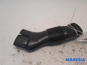 Gebruikte Aanzuigslang Lucht Fiat Punto Evo (199) 1.3 JTD Multijet 85 16V Euro 5 Prijs € 24,20 Margeregeling aangeboden door Maresia Parts