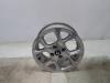Hjul från en Renault Twingo III (AH) 1.0 SCe 70 12V 2014