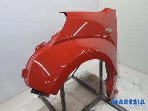 Begagnade Framskärm, vänster Fiat Fiorino (225) 1.3 JTD 16V Multijet Pris € 102,84 Inklusive moms erbjuds av Maresia Parts