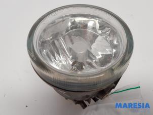 Begagnade Dimljus, höger fram Citroen Berlingo Cinqspace, Multispace 1.6 VTi 120 16V Pris € 15,00 Marginaltabell erbjuds av Maresia Parts