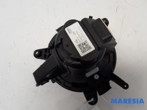 Gebruikte Kachel Ventilatiemotor Opel Vivaro 1.5 CDTI 102 Prijs € 60,49 Inclusief btw aangeboden door Maresia Parts