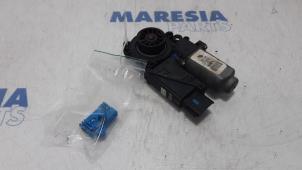 Begagnade Fönstermekanism, 4-dörrars, höger fram Renault Laguna II Grandtour (KG) 1.8 16V Pris € 50,00 Marginaltabell erbjuds av Maresia Parts