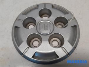 Begagnade Hjulskydd (reserv) Fiat Ducato (250) 2.3 D 130 Multijet Pris € 12,10 Inklusive moms erbjuds av Maresia Parts