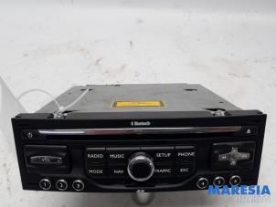 Gebruikte Multi Media Regelunit Peugeot 3008 I (0U/HU) 1.6 VTI 16V Prijs € 200,00 Margeregeling aangeboden door Maresia Parts