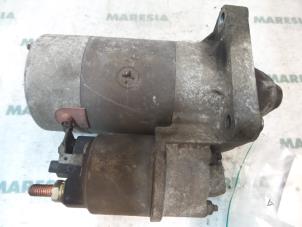 Begagnade Startmotor Fiat Punto I (176) 60 S,SX 1.2 Fire SPI Pris € 30,00 Marginaltabell erbjuds av Maresia Parts