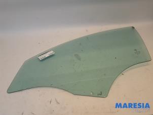 Gebruikte Portierruit 4Deurs links-voor Alfa Romeo Giulietta (940) 1.4 TB 16V Prijs € 40,00 Margeregeling aangeboden door Maresia Parts