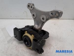 Begagnade Motorfäste Peugeot 208 I (CA/CC/CK/CL) 1.2 12V e-THP PureTech 110 Pris € 24,90 Marginaltabell erbjuds av Maresia Parts
