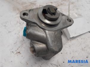 Gebruikte Pomp Servo Iveco New Daily III 40C13 Prijs € 90,75 Inclusief btw aangeboden door Maresia Parts