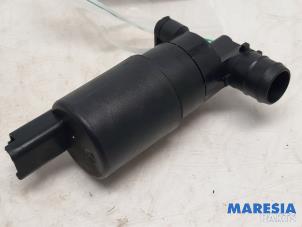 Begagnade Pump, vindrutespolare Citroen C1 1.0 12V Pris € 10,00 Marginaltabell erbjuds av Maresia Parts