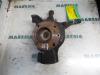 Fusee links-voor van een Fiat Cinquecento, 1991 / 1999 0.9 i.e. S, Hatchback, Benzine, 899cc, 29kW (39pk), FWD, 1170A1000; 1170A1046, 1991-07 / 1999-07, 170AF; CF 1995