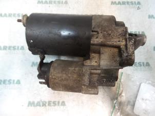 Gebruikte Startmotor Renault Megane Scénic (JA) 2.0 RT Prijs € 45,00 Margeregeling aangeboden door Maresia Parts