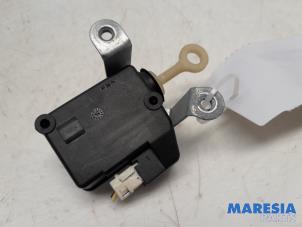 Begagnade Motor, baklucka Citroen C1 1.0 12V Pris € 20,00 Marginaltabell erbjuds av Maresia Parts